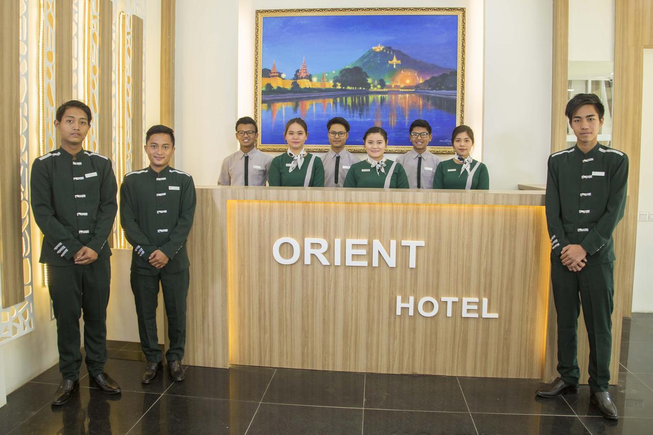 Orient Hotel מנדלאי מראה חיצוני תמונה